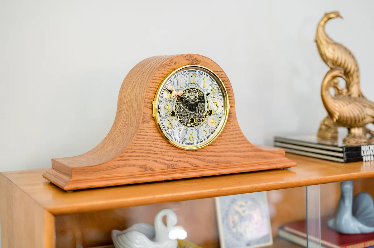 hermle mantel clock laurel light oak 21134i90340 01 Watch Winders, Watch Boxes & Watch Safes Watch Winders, Watch Boxes & Watch Safes