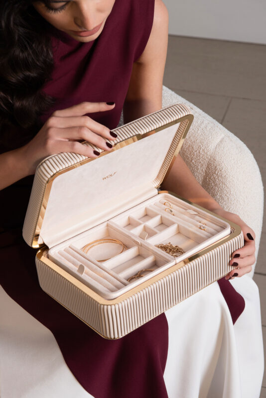 wolf jewellery box medium bella bone 00 Watch Winders, Watch Boxes & Watch Safes Watch Winders, Watch Boxes & Watch Safes