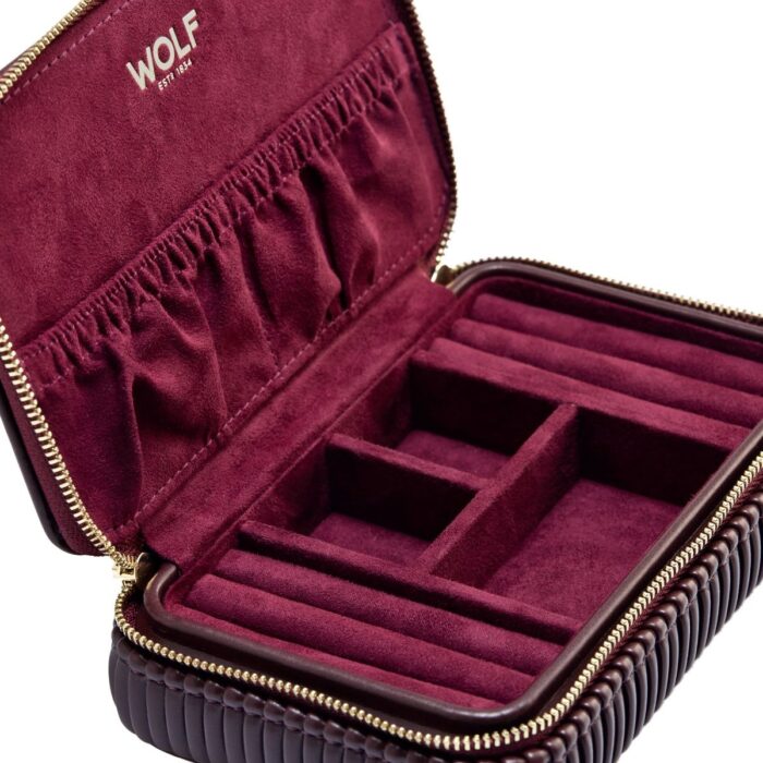 wolf jewellery zip case bella bordeaux detail Watch Winders, Watch Boxes & Watch Safes WOLF Jewellery Zip Case Bella Bordeaux
