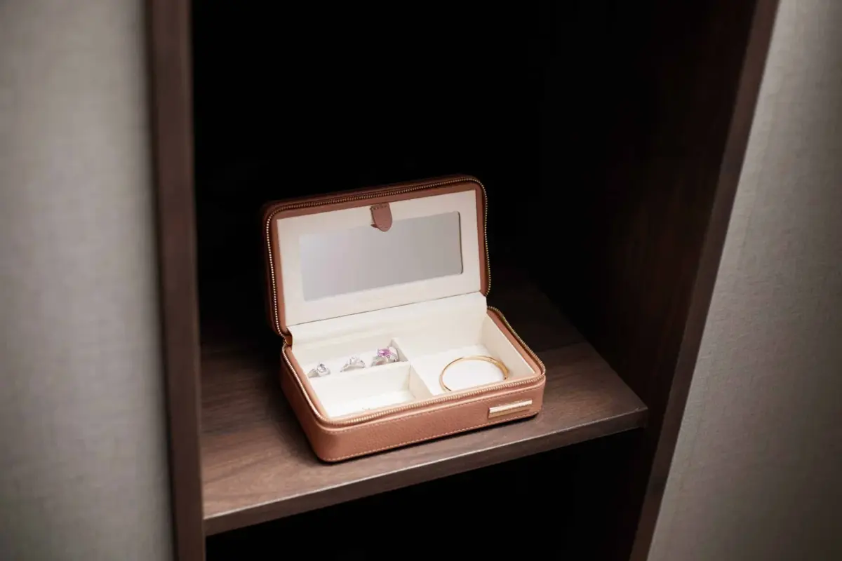 billstone jewellery travel case amour mocha mousse 0 Watch Winders, Watch Boxes & Watch Safes Watch Winders, Watch Boxes & Watch Safes