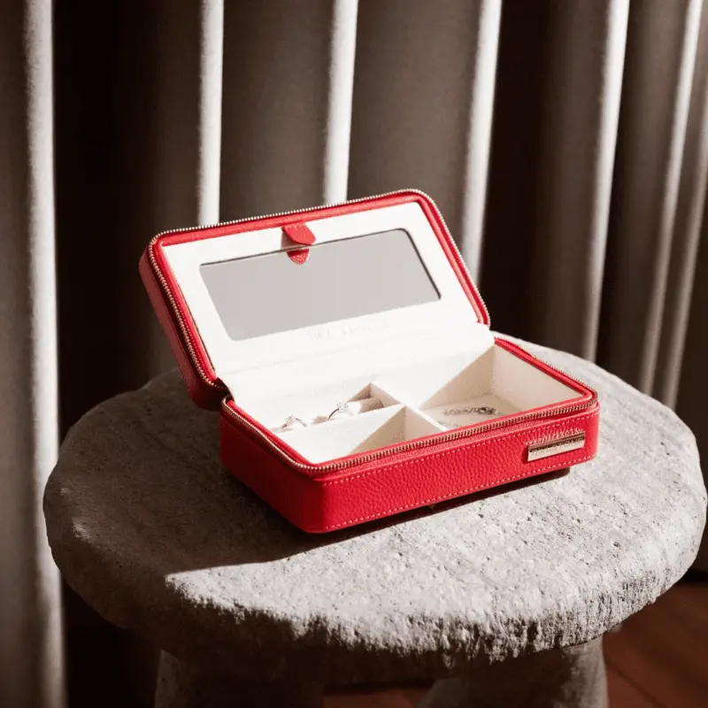 billstone jewellery travel case amour signature red 0 Watch Winders, Watch Boxes & Watch Safes Watch Winders, Watch Boxes & Watch Safes