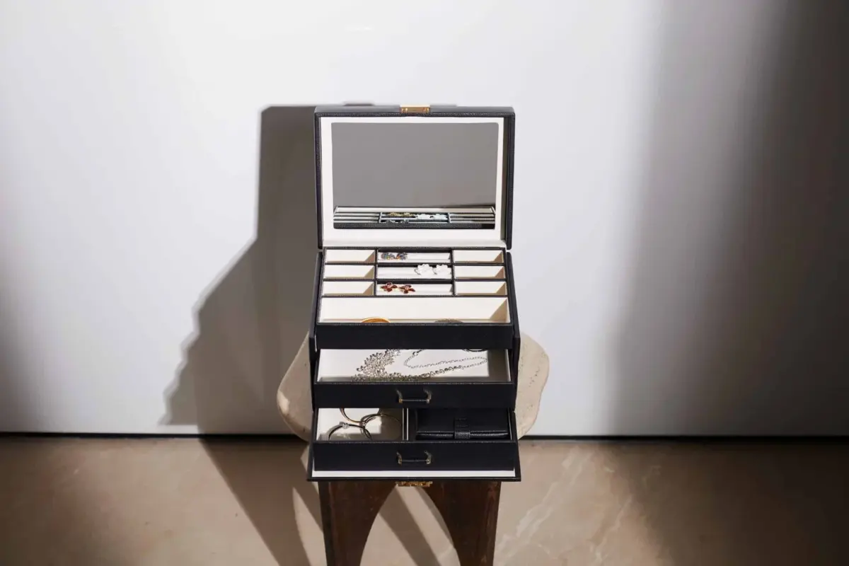 Billstone Jewellery Box Amour Mystique Black Large 1 billstone jewellery box amour mystique black large 01 Watch Winders, Watch Boxes & Watch Safes Billstone Jewellery Box Amour Mystique Black Large