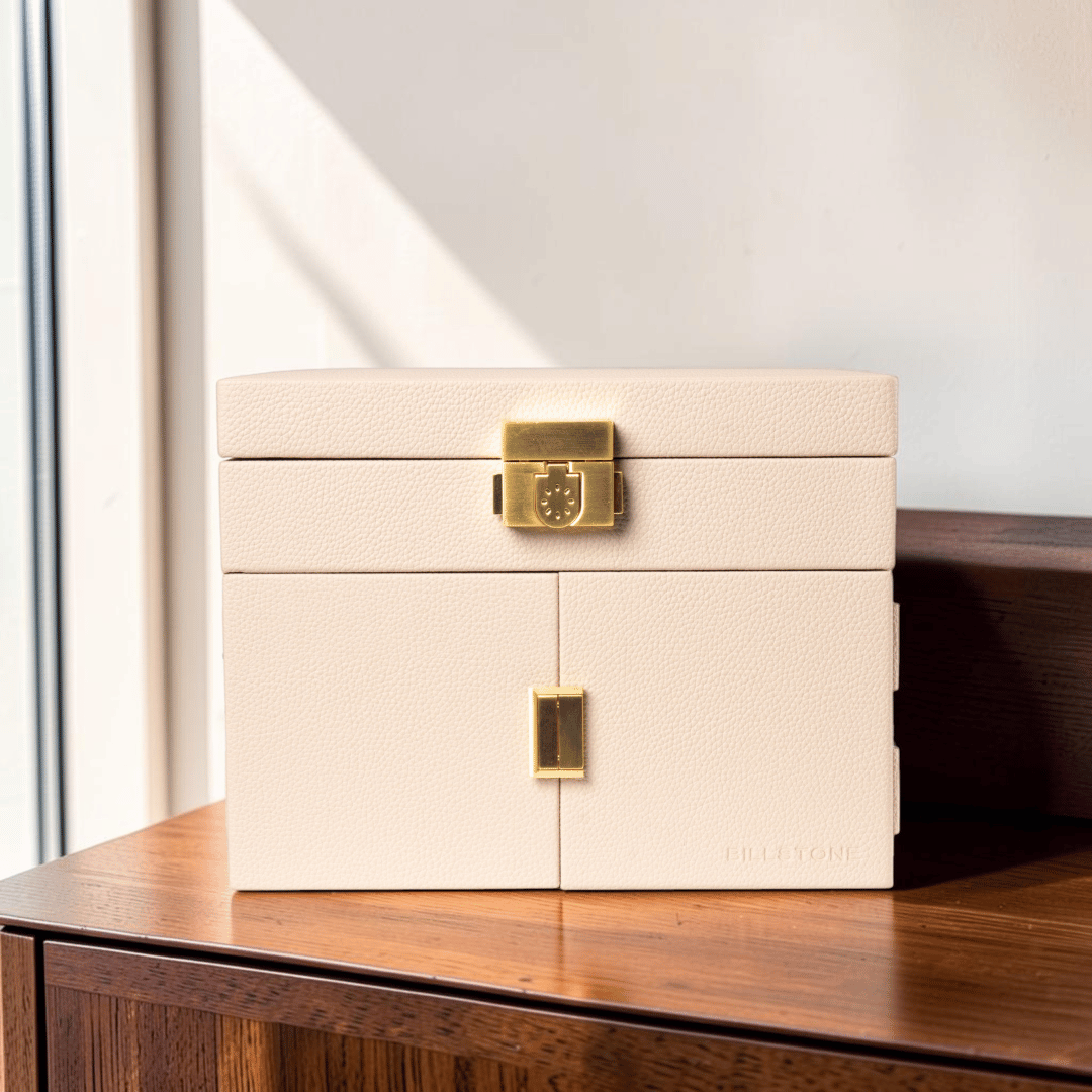 Billstone Jewellery Box Aura Soft Beige 2 billstone jewellery box aura soft beige 03 Watch Winders, Watch Boxes & Watch Safes Billstone Jewellery Box Aura Soft Beige